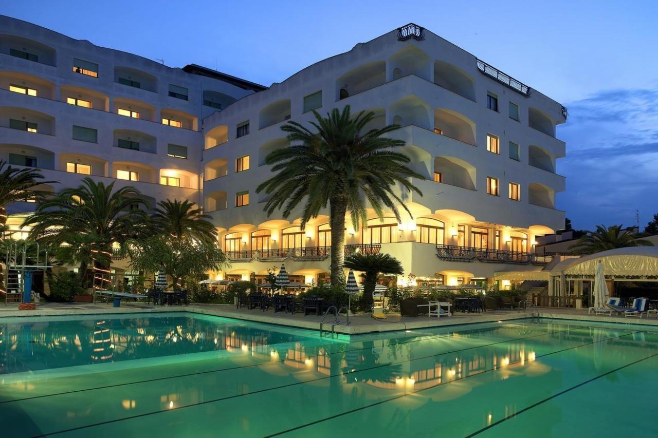 Grand Hotel Don Juan جوليانوفا المظهر الخارجي الصورة
